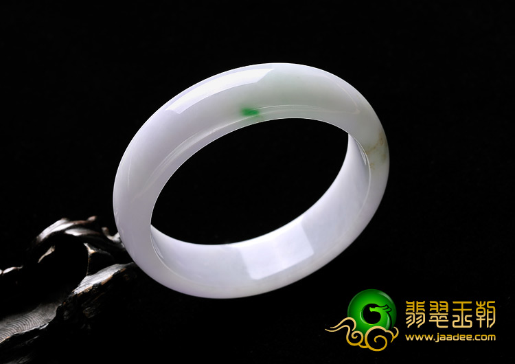 糯冰种淡春带彩缅甸翡翠A货手镯（60mm）