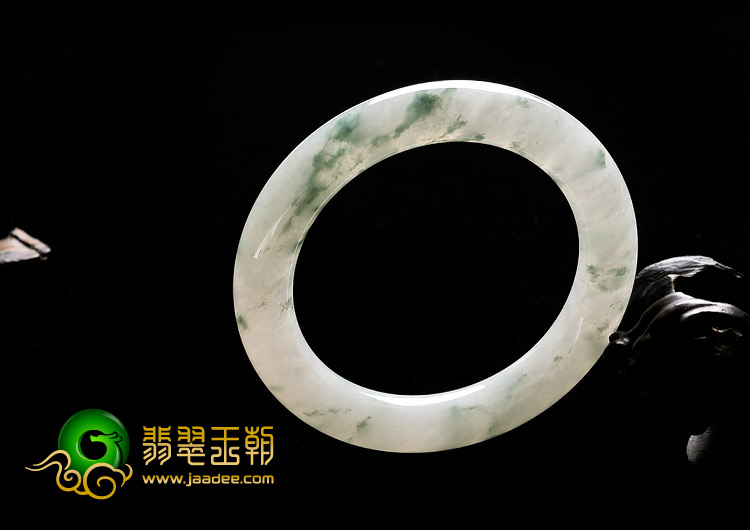 糯冰种飘花缅甸翡翠A货圆条镯（57mm）