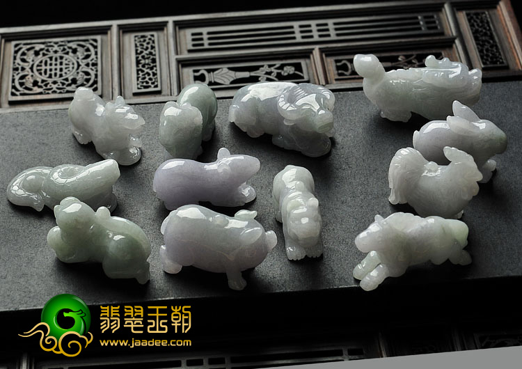 糯冰种晴水紫罗兰缅甸翡翠A货十二生肖挂件