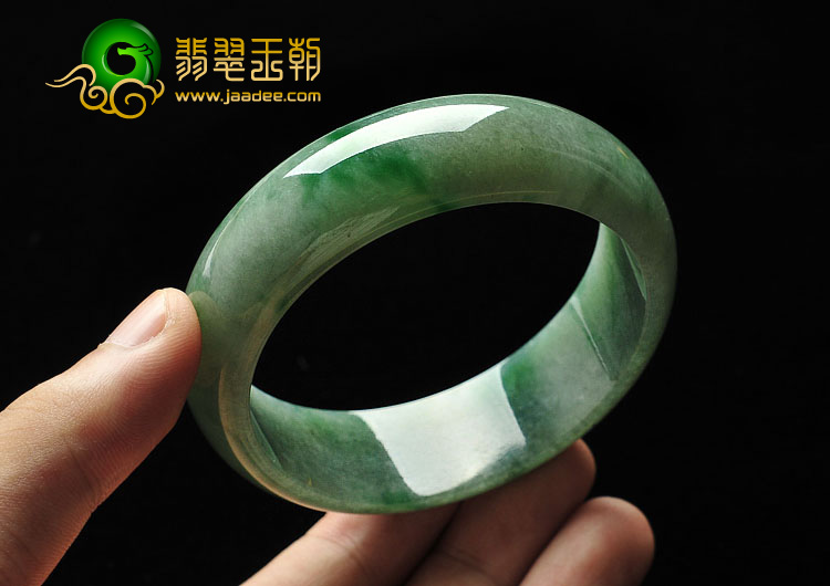 糯冰种飘翠缅甸翡翠A货手镯（58.6mm）