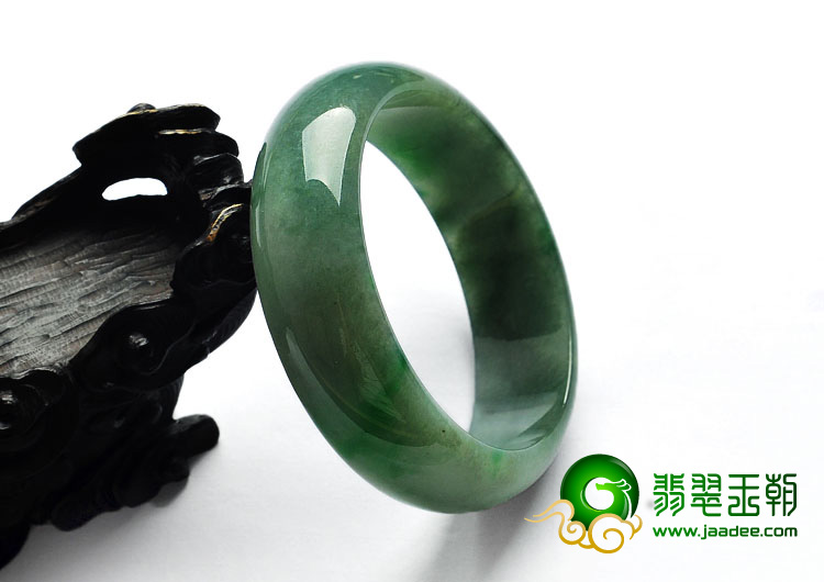 糯冰种飘翠缅甸翡翠A货手镯（58.6mm）