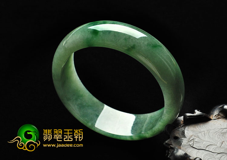 糯冰种飘翠缅甸翡翠A货手镯（58.6mm）