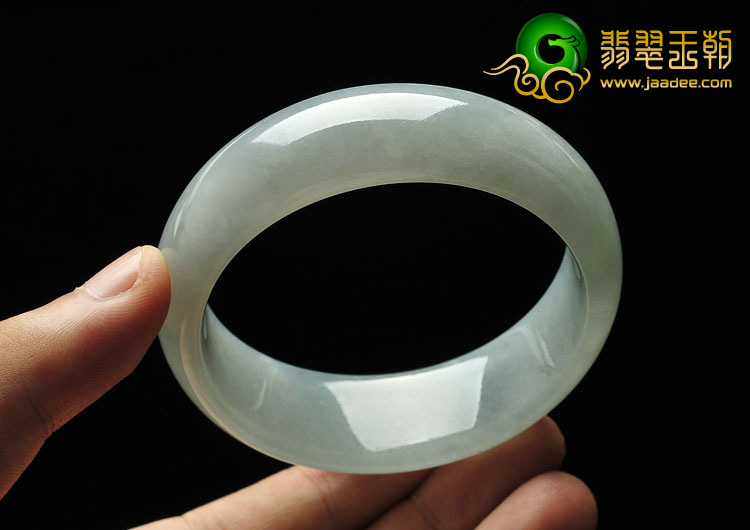 糯冰种淡晴水缅甸翡翠A货手镯（57.2mm）