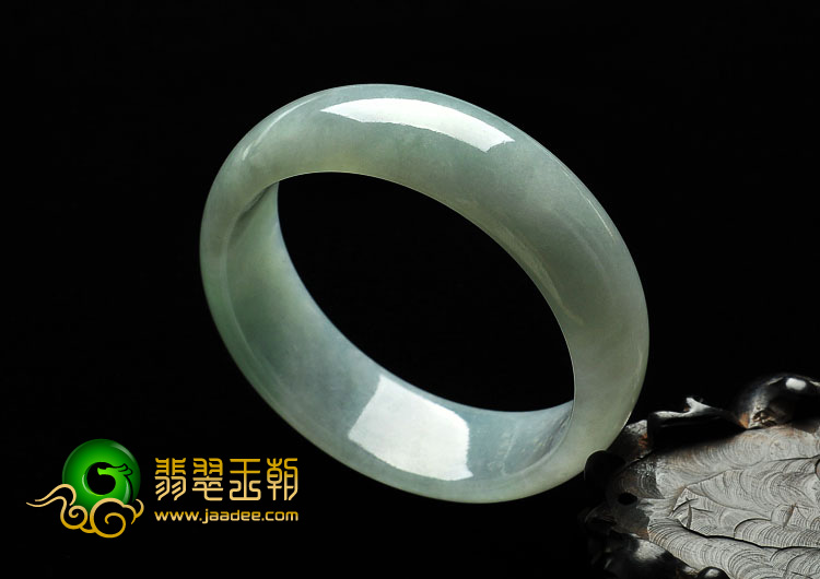 糯冰种淡晴水缅甸翡翠A货手镯（57.2mm）