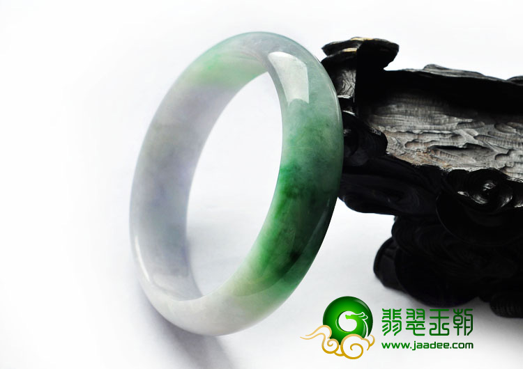 糯冰种春带彩缅甸翡翠A货手镯（54.7mm）