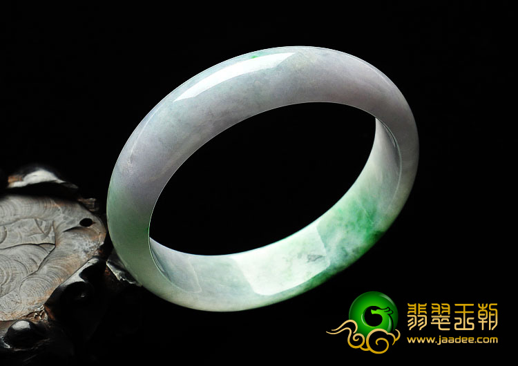 糯冰种春带彩缅甸翡翠A货手镯（54.7mm）