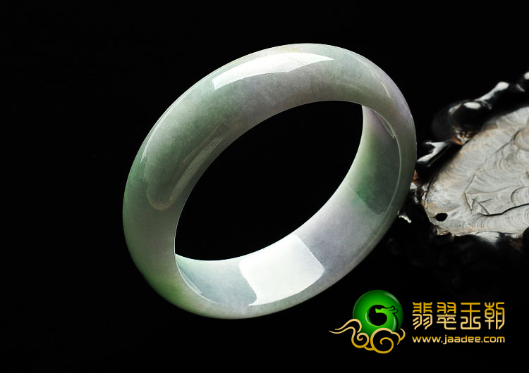 糯冰种淡春带彩缅甸翡翠A货手镯（56.3mm）