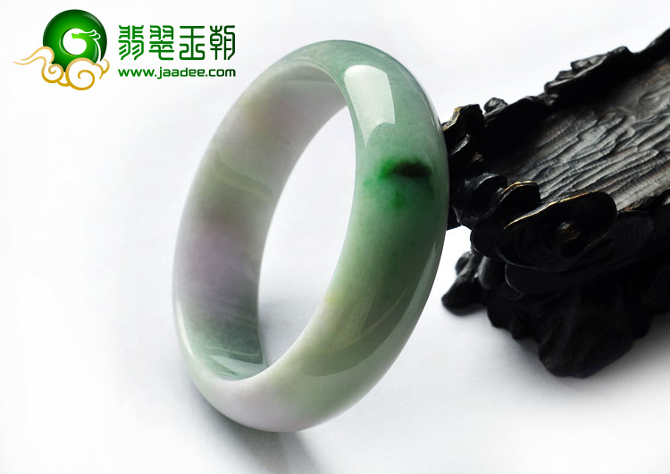 糯冰种淡春带彩缅甸翡翠A货手镯（56.3mm）