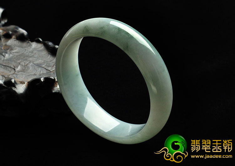 糯冰种飘花缅甸翡翠A货手镯（57.7mm）