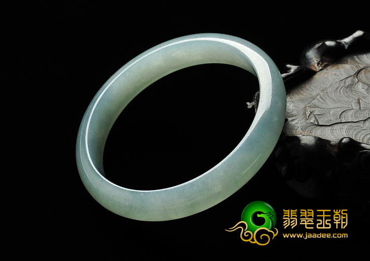 糯冰种晴水缅甸翡翠A货手镯（54.8mm）