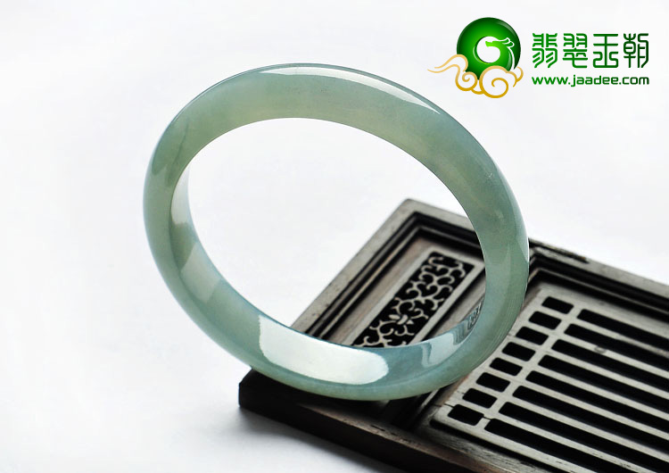 糯冰种晴水缅甸翡翠A货手镯（54.8mm）