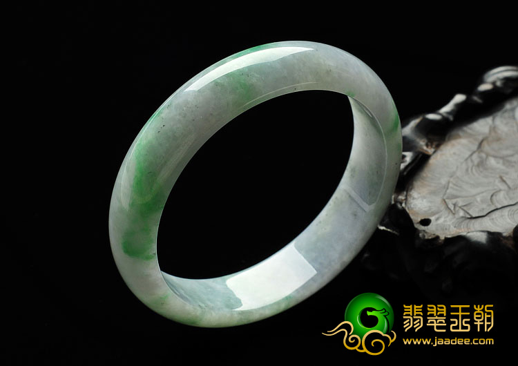 糯冰种飘翠缅甸翡翠A货手镯（57mm）