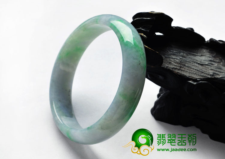 糯冰种飘翠缅甸翡翠A货手镯（57mm）