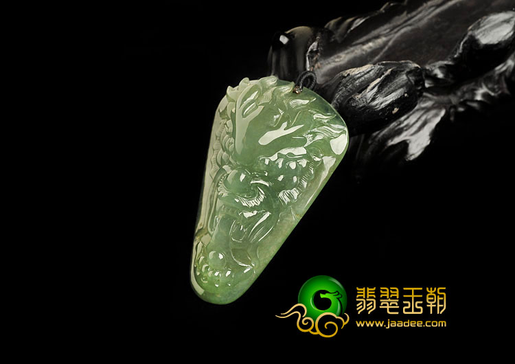 冰种晴水缅甸翡翠A货龙头挂件