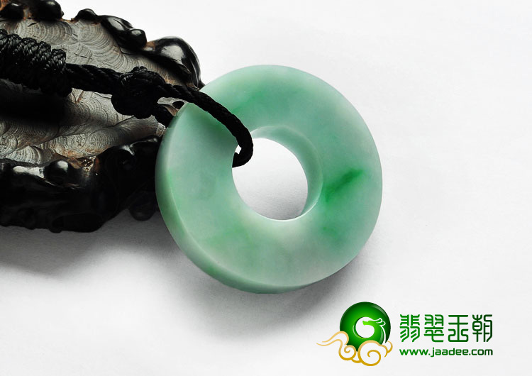 糯冰种飘翠缅甸翡翠A货平安扣挂件