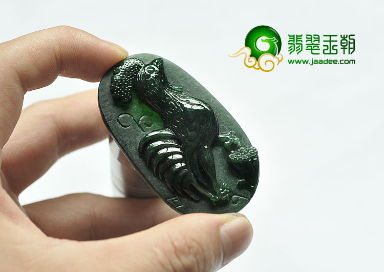 糯冰种墨翠缅甸翡翠A货冠上加官挂件