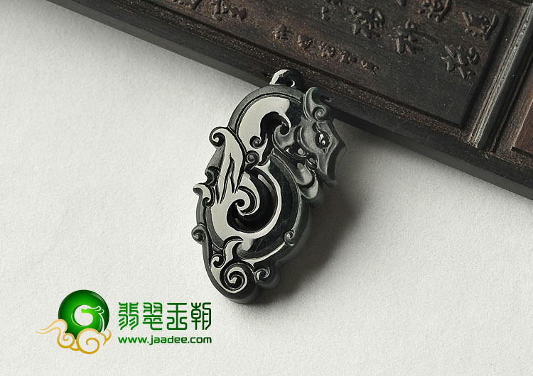 糯冰种墨翠缅甸翡翠A货仿古龙挂件