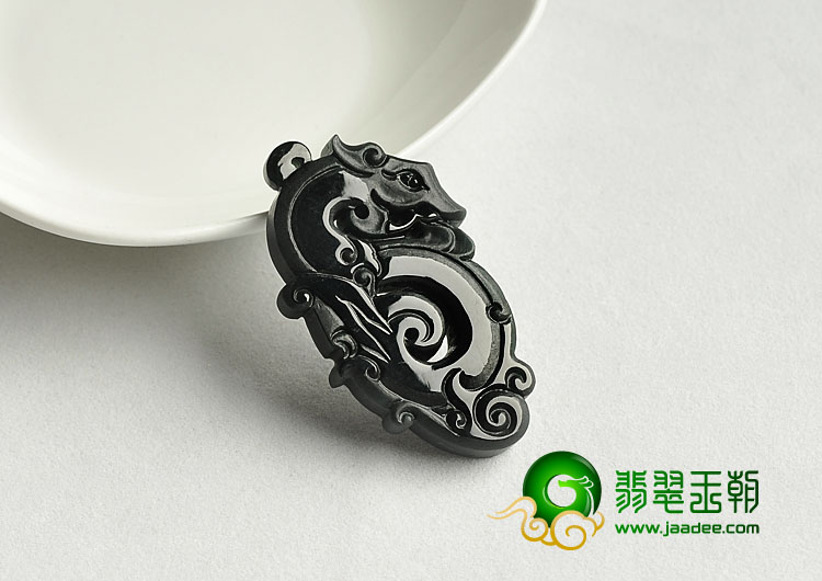糯冰种墨翠缅甸翡翠A货仿古龙挂件