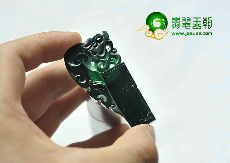 冰种墨翠缅甸翡翠A货仿古龙挂件