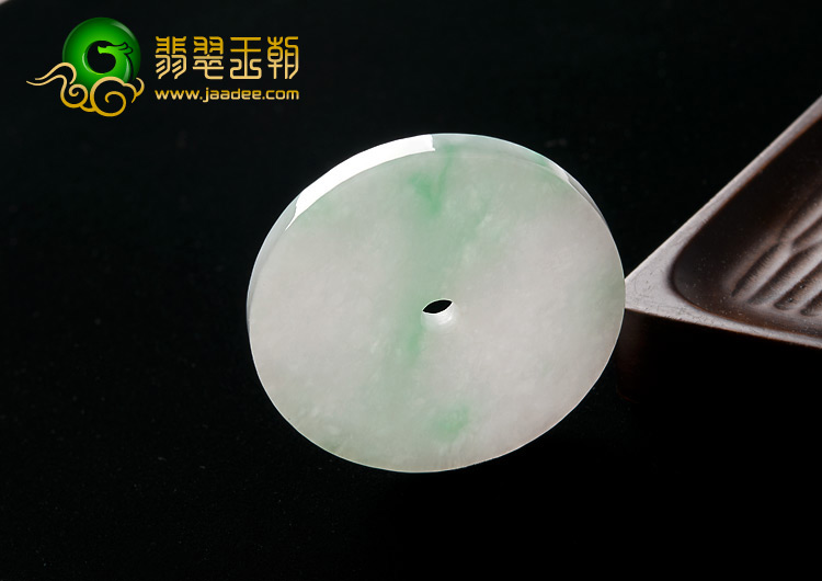 糯冰种飘翠缅甸翡翠A货平安扣挂件