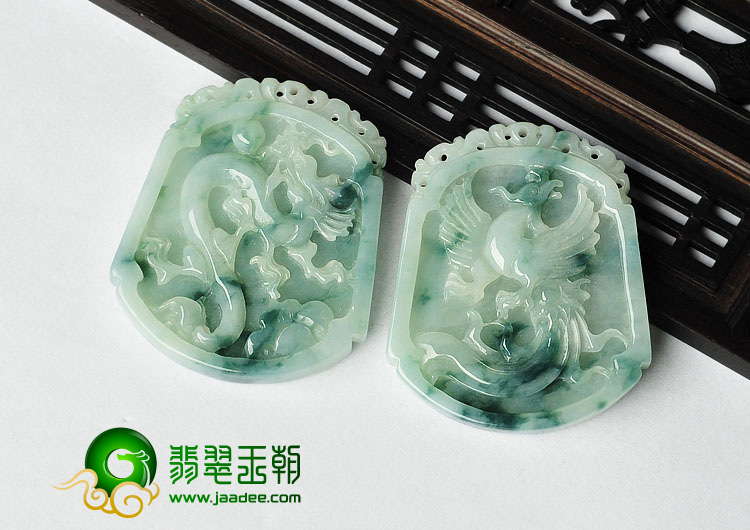糯冰种飘花缅甸翡翠A货龙凤牌挂件（一对）