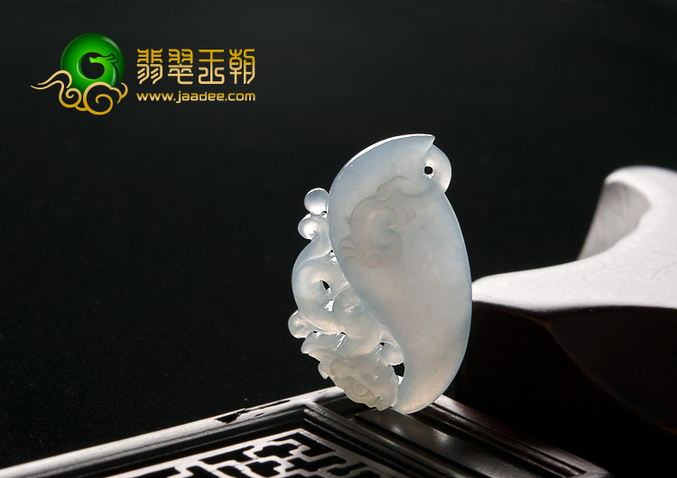 冰种晴水缅甸翡翠A货仿古龙凤挂件
