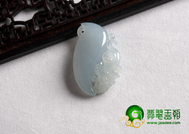 冰种晴水缅甸翡翠A货仿古龙凤挂件