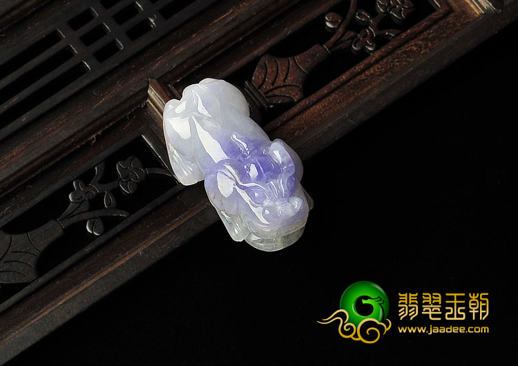 糯冰种紫罗兰缅甸翡翠A货貔貅挂件