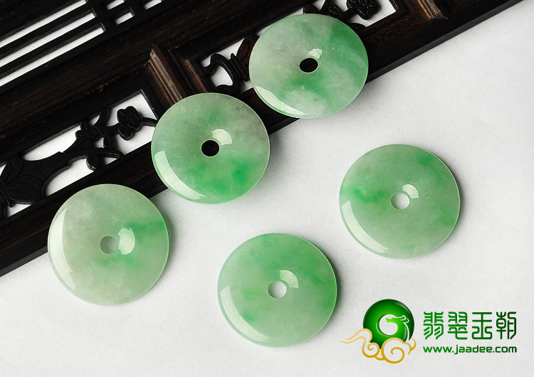 糯冰种飘翠缅甸翡翠A货平安扣挂件（单价）