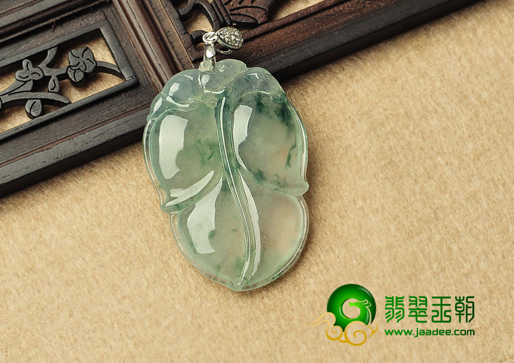冰种飘花缅甸翡翠A货叶子挂件