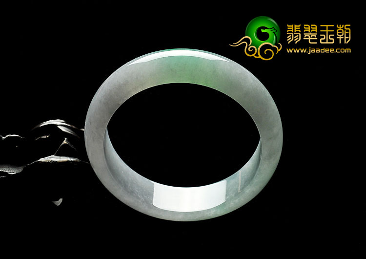 冰种翠色缅甸翡翠A货手镯（59.7mm）