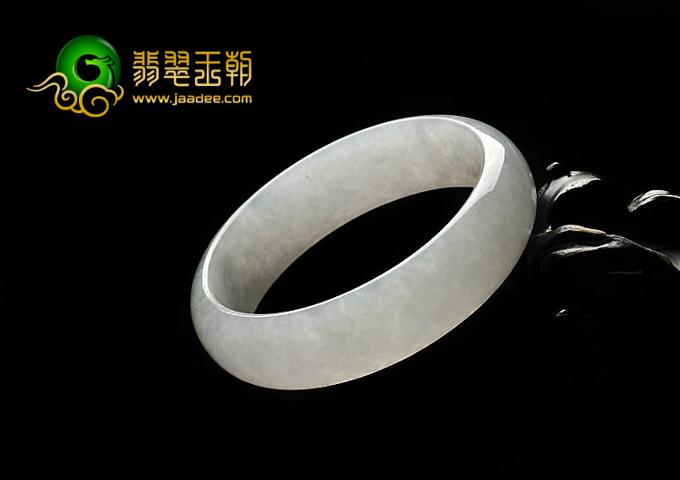 糯冰种淡晴水缅甸翡翠A货手镯（58.6mm）
