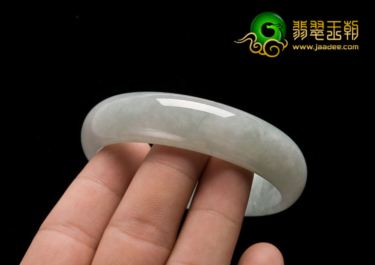 糯冰种淡晴水缅甸翡翠A货手镯（61.3mm）