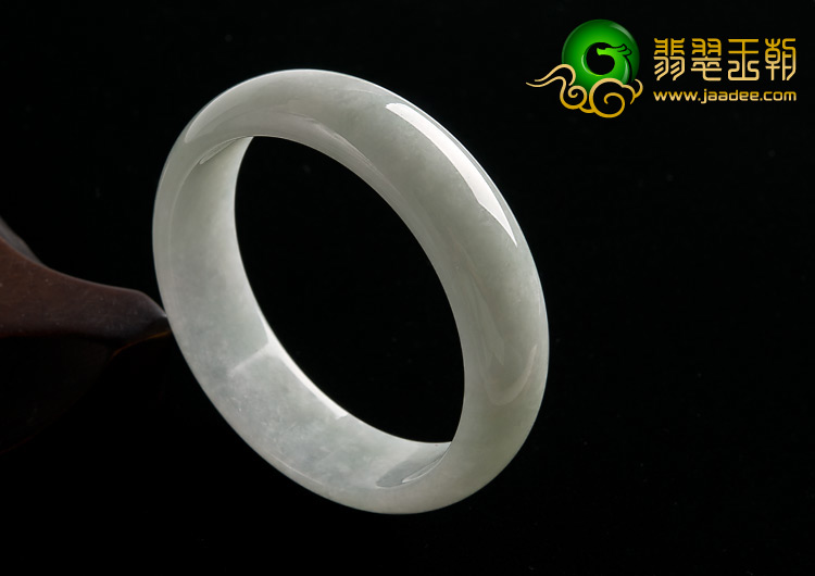 糯冰种淡晴水缅甸翡翠A货手镯（60.5mm）