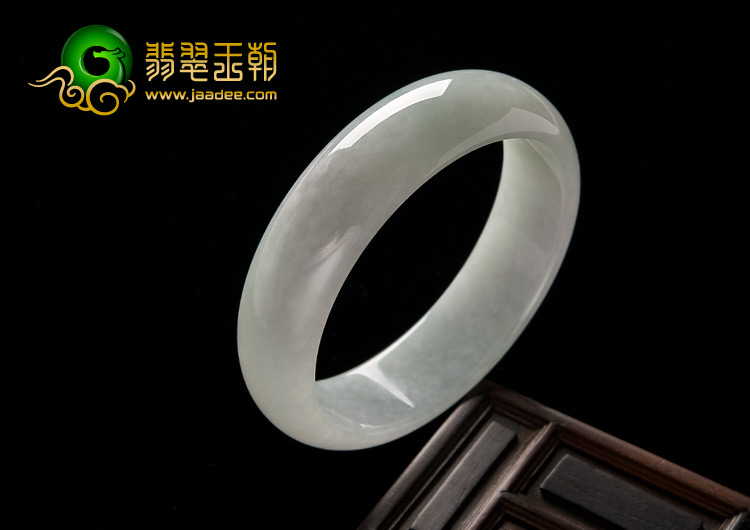 糯冰种淡晴水缅甸翡翠A货手镯（59.4mm）