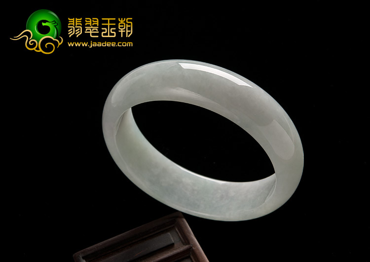 糯冰种淡晴水缅甸翡翠A货手镯（59.4mm）
