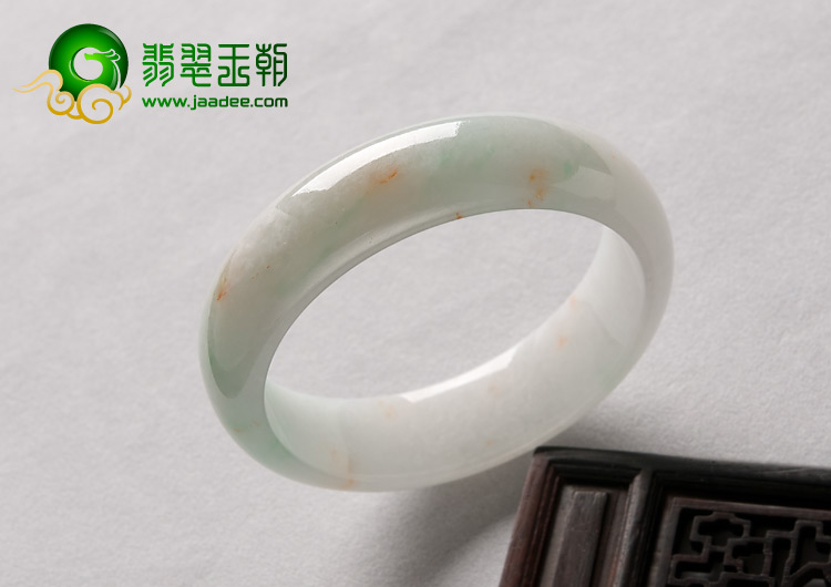 糯冰种晴水缅甸翡翠A货手镯（55.7mm）
