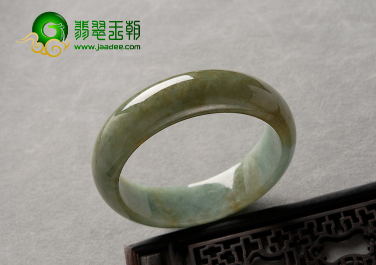 糯冰种黄翡青色缅甸翡翠A货手镯（55.5mm）