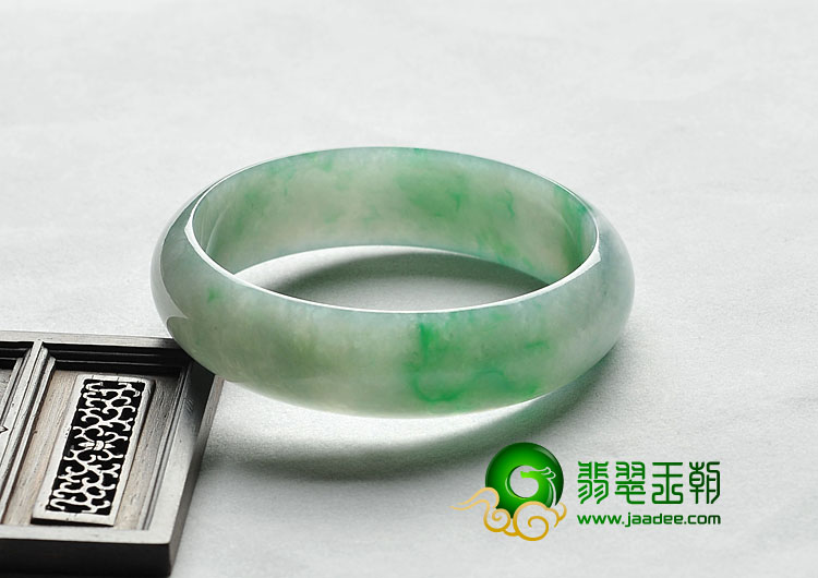 糯冰种飘翠缅甸翡翠A货手镯（59.4mm）