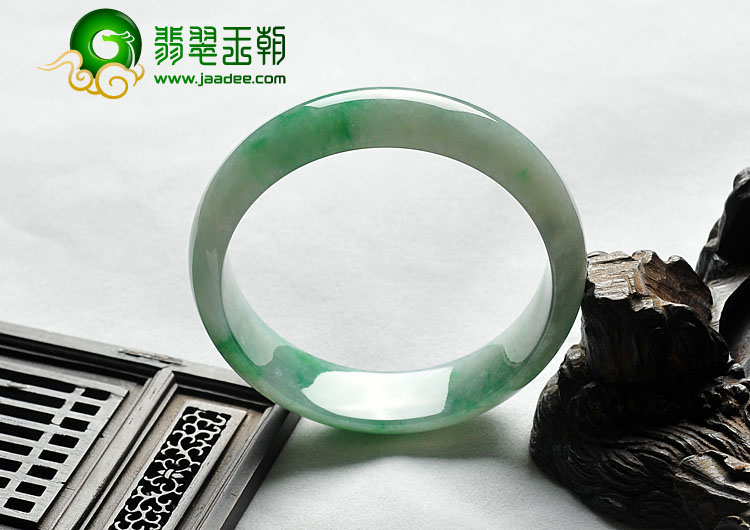 糯冰种飘翠缅甸翡翠A货手镯（59.4mm）