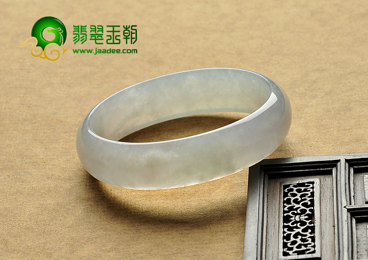 冰种晴水缅甸翡翠A货贵妃镯（54.9-49.6mm）