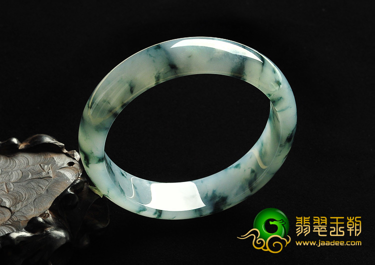 糯冰种飘花缅甸翡翠A货手镯（59.1mm）