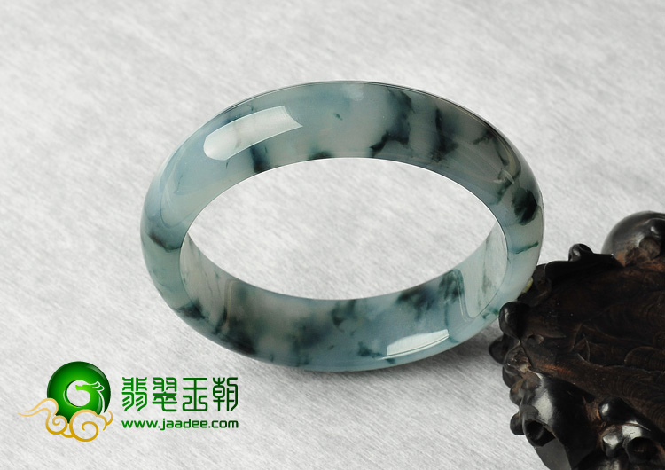 糯冰种飘花缅甸翡翠A货手镯（59.1mm）