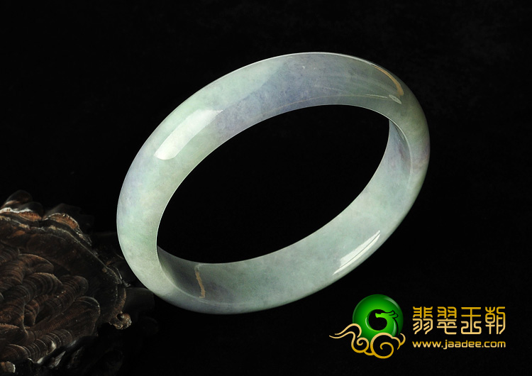 糯冰种淡春带彩缅甸翡翠A货手镯（64.7mm）
