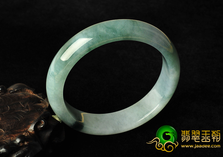 糯冰种飘花缅甸翡翠A货手镯（57.2mm）