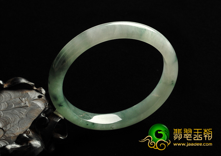 糯冰种飘花缅甸翡翠A货手镯（53.4mm）