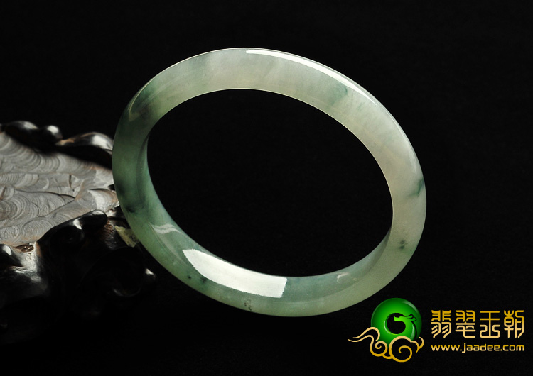 糯冰种飘花缅甸翡翠A货手镯（53.4mm）