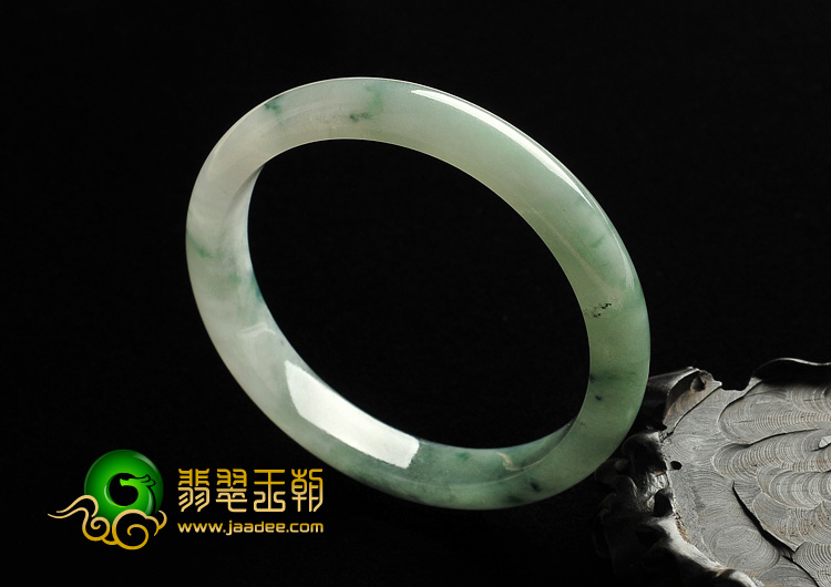 糯冰种飘花缅甸翡翠A货手镯（53.4mm）