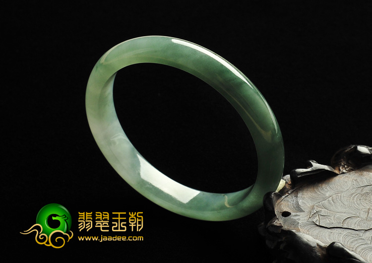 糯冰种晴水缅甸翡翠A货手镯（53.4mm）