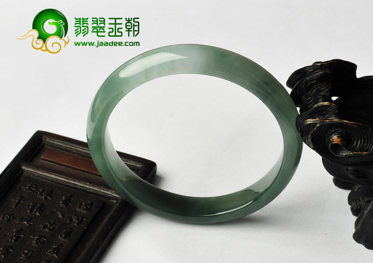 糯冰种晴水缅甸翡翠A货手镯（53.4mm）